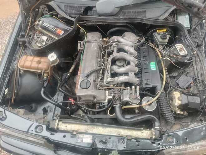 Mercedes 190 1990, 260,000 km - 2.5 л - Bakı