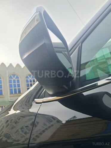 Chevrolet Equinox-18