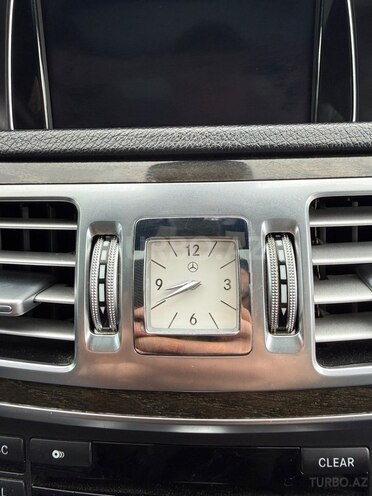 Mercedes E 220 4MATIC-8