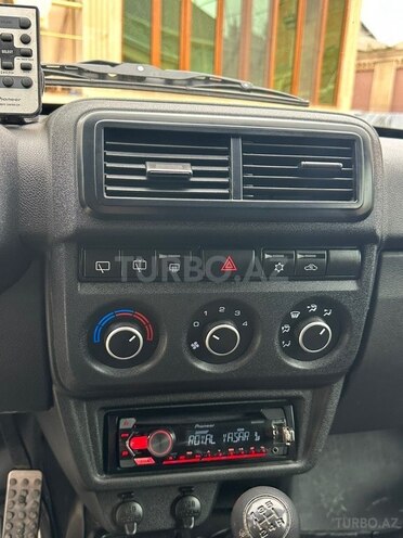 LADA (VAZ) Niva 2023, 70,000 km - 1.7 l - Yevlax