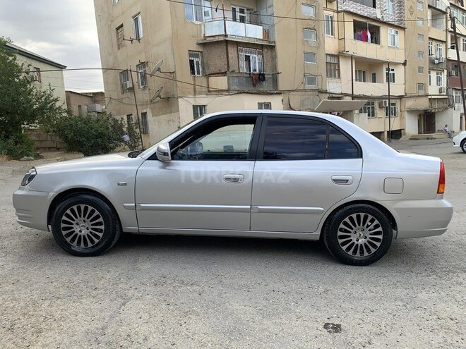 Hyundai Accent 2005, 390,000 km - 1.6 l - Şirvan
