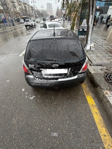 Kia Rio 2008, 239,000 km - 1.4 l - Bakı