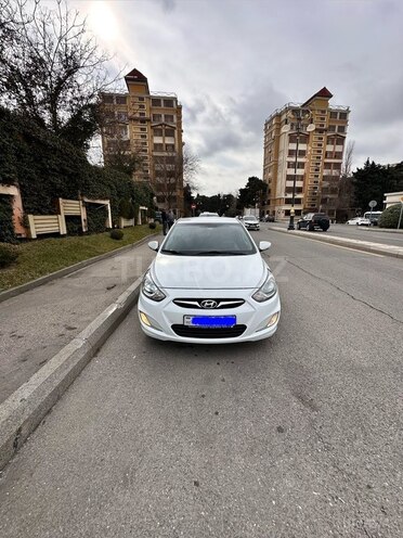 Hyundai Accent 2012, 271,000 km - 1.6 л - Bakı