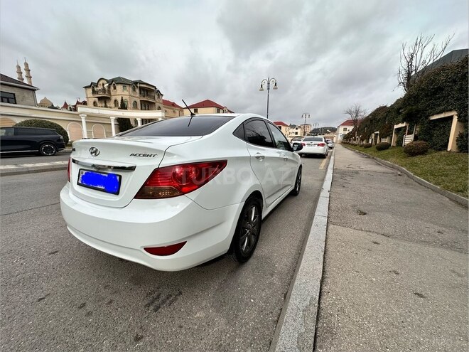 Hyundai Accent 2012, 271,000 km - 1.6 л - Bakı