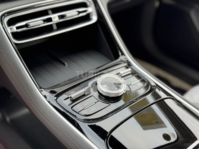 Geely Galaxy A7-24