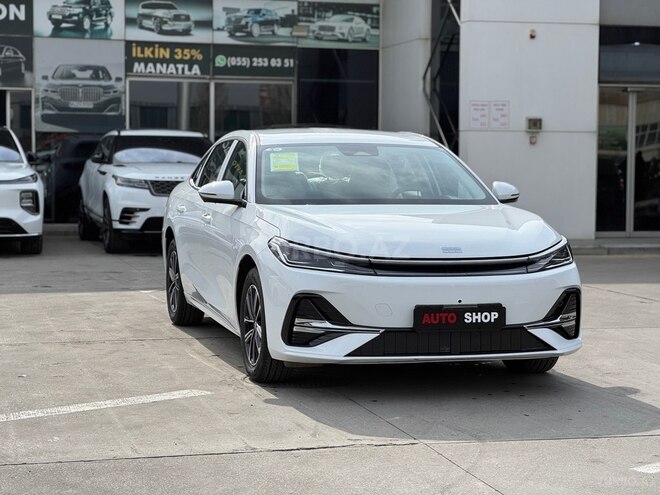 Geely Galaxy A7-17
