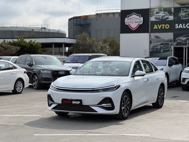 Geely Galaxy A7-15