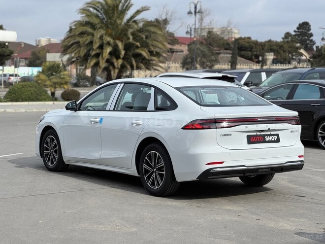 Geely Galaxy A7-9