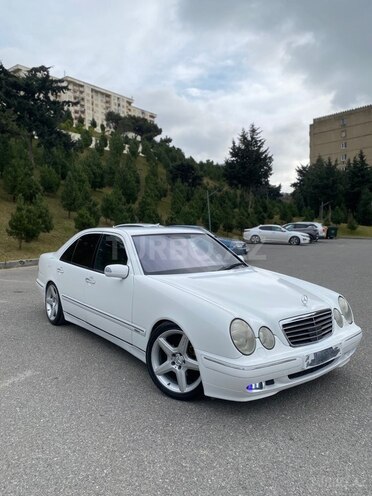 Mercedes E 240 2000, 370,000 km - 2.4 l - Bakı