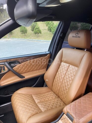 Mercedes E 240 2000, 370,000 km - 2.4 l - Bakı