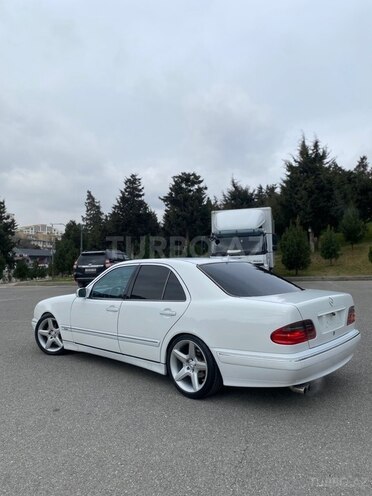 Mercedes E 240 2000, 370,000 km - 2.4 l - Bakı