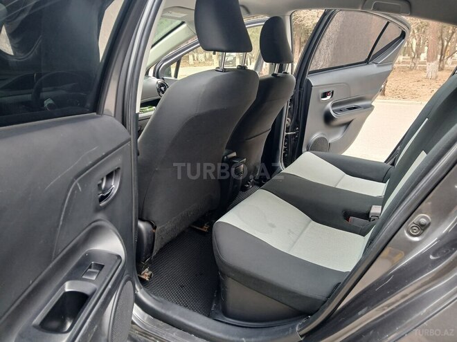 Toyota Prius C 2016, 241,996 km - 1.5 l - Sumqayıt