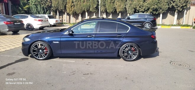 BMW 520 2016, 182,000 km - 2.0 l - Gəncə