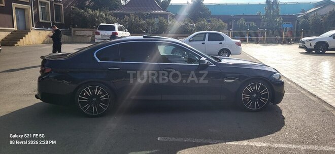 BMW 520 2016, 182,000 km - 2.0 l - Gəncə