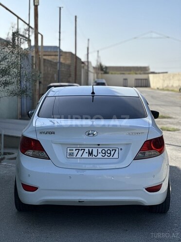 Hyundai Accent 2013, 237,000 km - 1.4 l - Bakı
