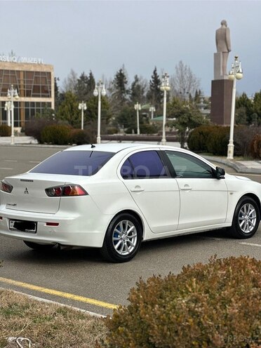 Mitsubishi Lancer 2015, 280,000 km - 1.6 л - Bakı