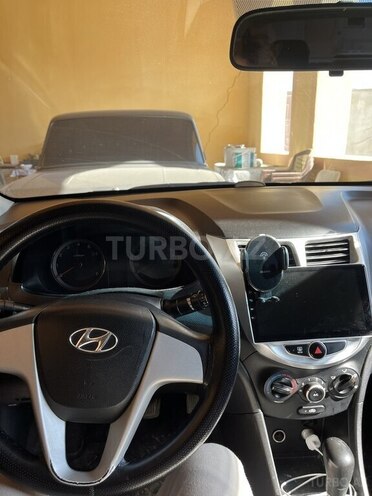Hyundai Accent 2013, 237,000 km - 1.4 l - Bakı