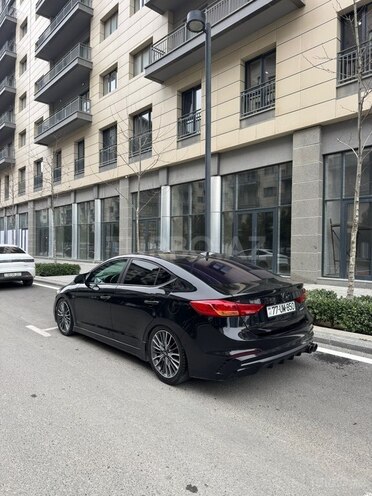 Hyundai Elantra 2017, 152,000 km - 1.6 л - Bakı