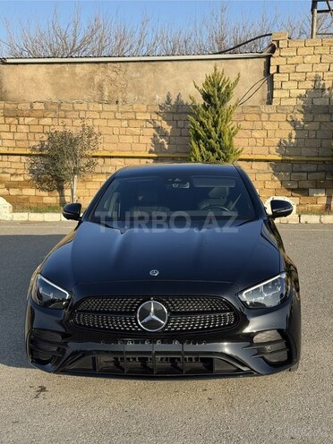 Mercedes E 300 e-3