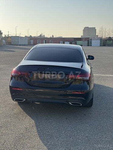 Mercedes E 300 e-8