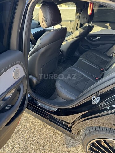 Mercedes E 300 e-16