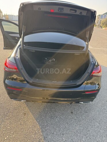 Mercedes E 300 e-15