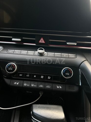 Hyundai Elantra 2021, 136,000 km - 1.6 l - Bakı
