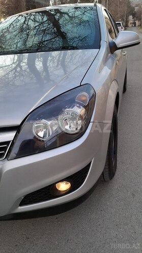 Opel Astra 2009, 270,000 km - 1.4 l - Bakı