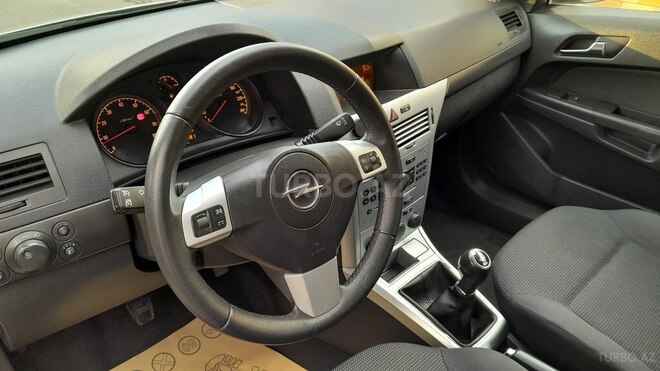 Opel Astra 2009, 270,000 km - 1.4 l - Bakı