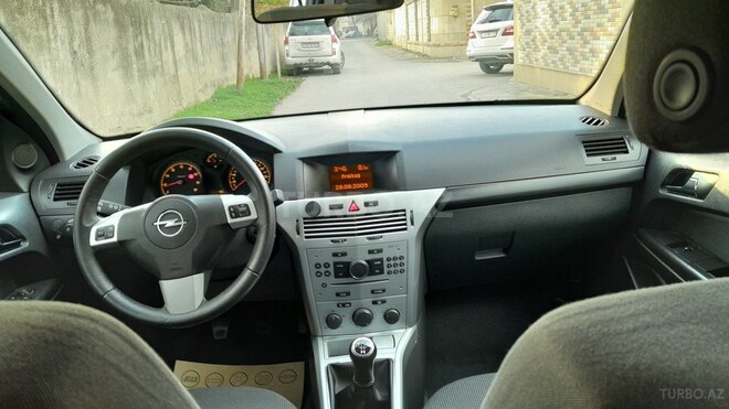 Opel Astra 2009, 270,000 km - 1.4 l - Bakı