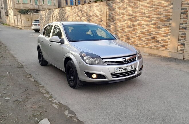 Opel Astra 2009, 270,000 km - 1.4 l - Bakı
