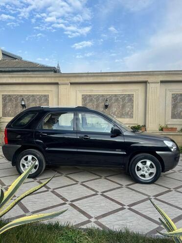 Kia Sportage 2007, 246,000 km - 2.0 l - Bakı