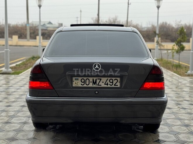 Mercedes C 180 1998, 286,000 km - 1.8 l - Saatlı