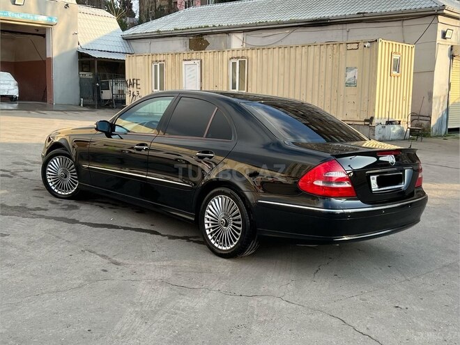 Mercedes E 240 2003, 281,000 km - 2.6 л - Bakı