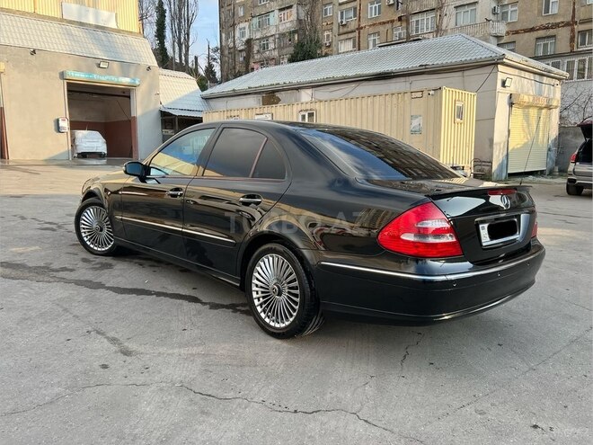 Mercedes E 240 2003, 281,000 km - 2.6 л - Bakı
