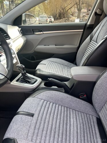 Hyundai Elantra 2019, 86,000 km - 2.0 l - Bakı