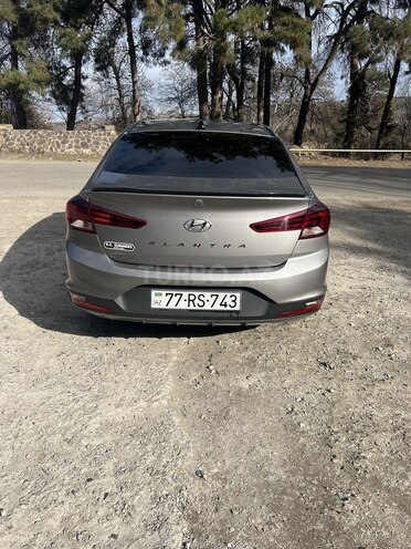 Hyundai Elantra 2019, 86,000 km - 2.0 l - Bakı