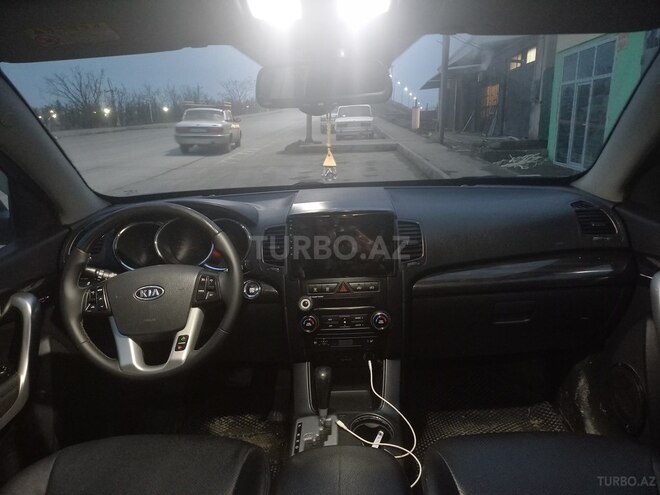 Kia Sorento 2010, 187,000 km - 2.0 l - Xudat