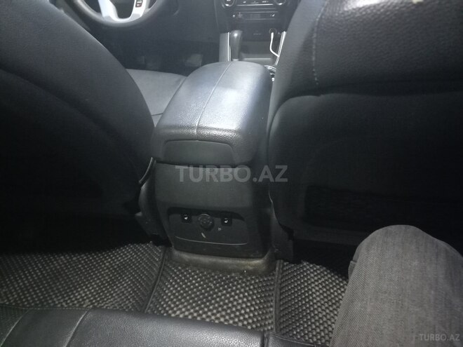 Kia Sorento 2010, 187,000 km - 2.0 l - Xudat