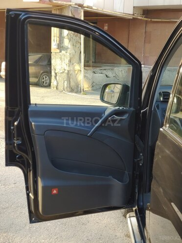 Mercedes  2013, 306,000 km - 2.1 l - Bakı