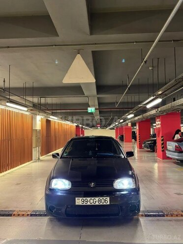 Volkswagen Golf 1997, 150,000 km - 1.8 l - Gəncə