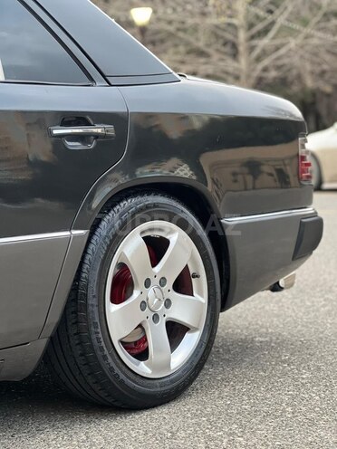 Mercedes 200 E 1992, 378,000 km - 2.0 л - Bakı