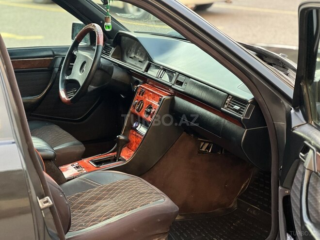 Mercedes 200 E 1992, 378,000 km - 2.0 л - Bakı