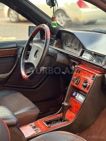 Mercedes 200 E 1992, 378,000 km - 2.0 л - Bakı