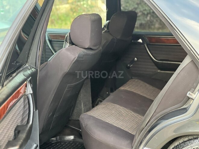 Mercedes 200 E 1992, 378,000 km - 2.0 л - Bakı