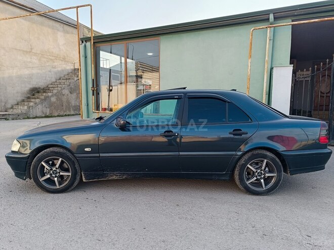 Mercedes C 200 1999, 436,000 km - 2.0 l - Sumqayıt