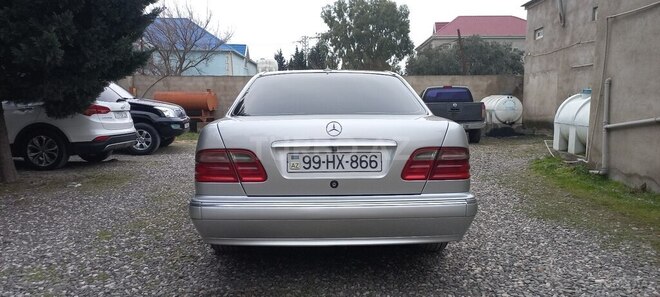 Mercedes E 270 2000, 460,000 km - 2.7 l - Bakı