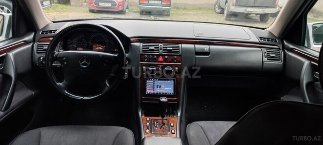 Mercedes E 270 2000, 460,000 km - 2.7 l - Bakı