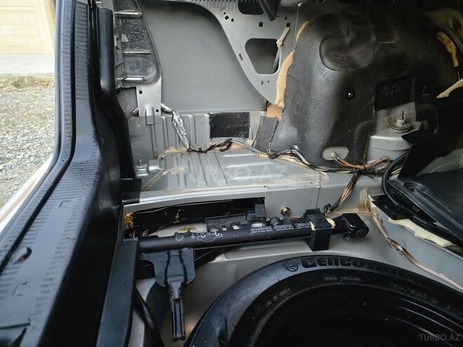 Mercedes C 240 1998, 350,000 km - 2.4 l - Şirvan