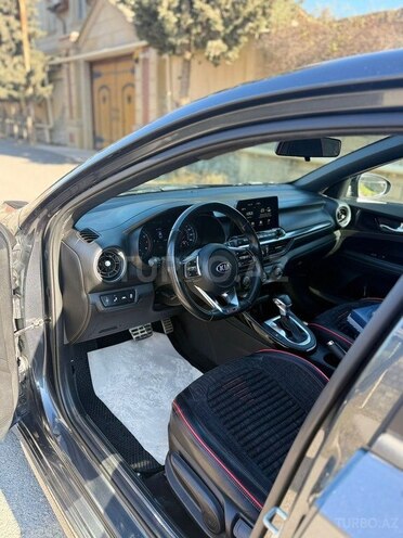Kia Forte-11